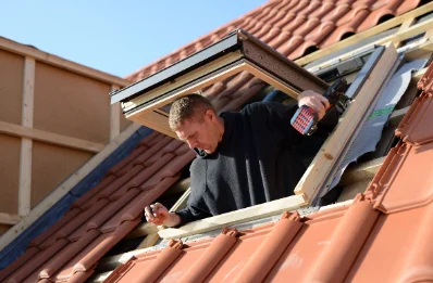 Pose de fenêtres de toit Velux à Biard